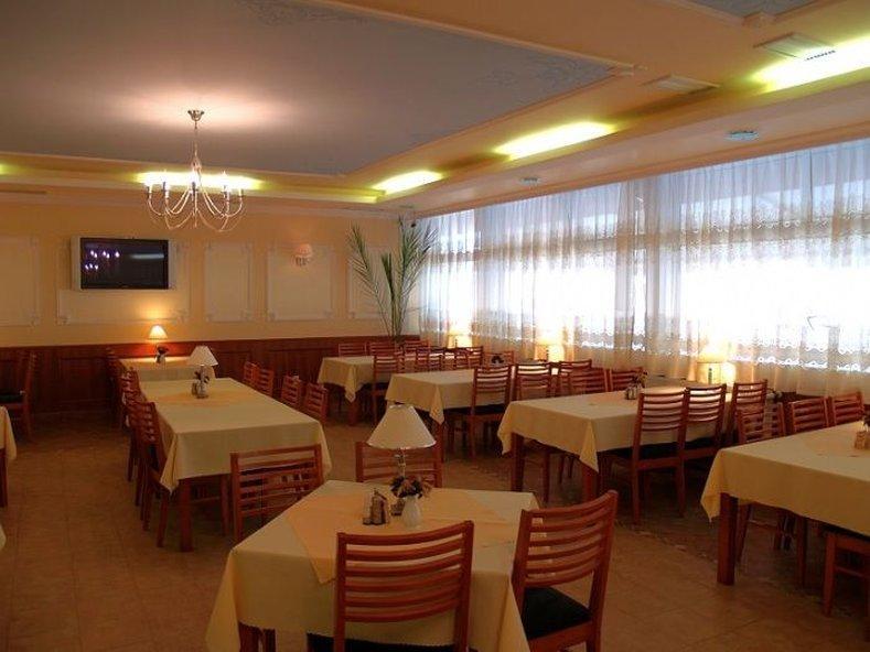 Penzion Anton Teplička nad Váhom Dış mekan fotoğraf